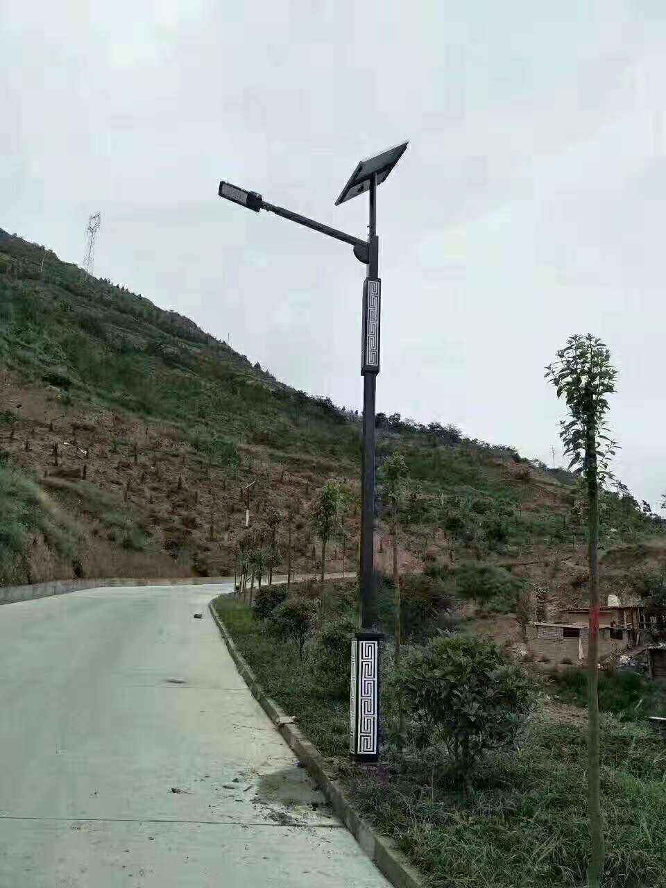 日照仿古太阳能路灯